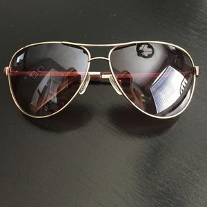 Guess aviators