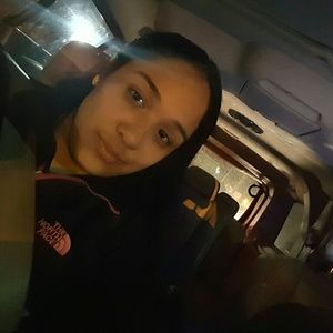 Meet your Posher, Christina