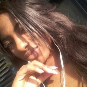 Meet your Posher, Aisha