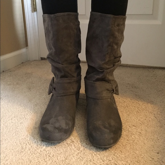 Cute boots!