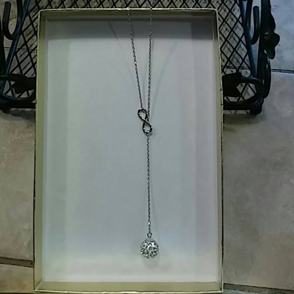 Bling Infinity neclace. - Picture 1 of 1