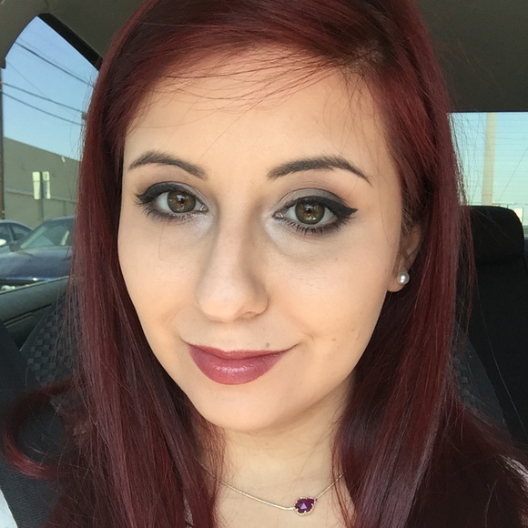 Meet your Posher, Shannon