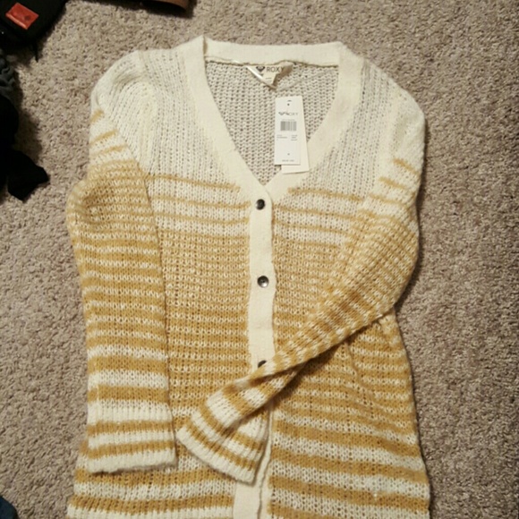 New Roxy with Tags - Picture 2 of 2