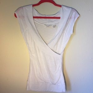 Low cut, fitted white Tee