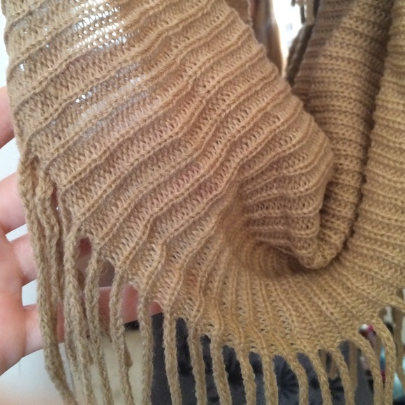 Beige fringe wrap around scarf - Picture 2 of 2