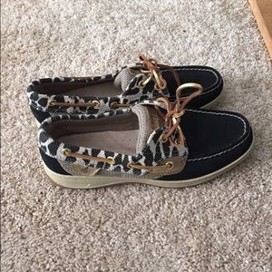 Never Worn Cheetah Sperrys