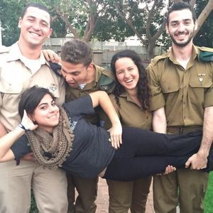 Meet your Posher, Kya