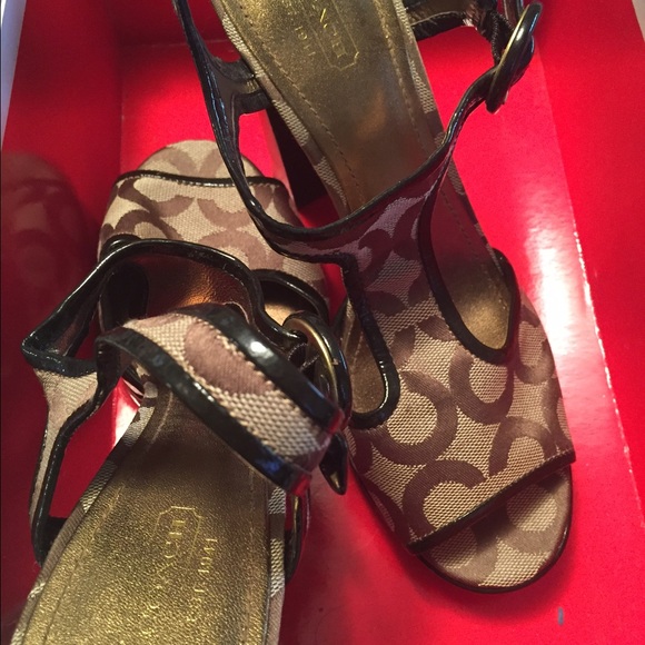Coach sandals