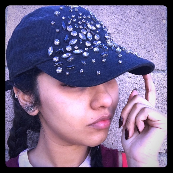 Blinded out baseball cap