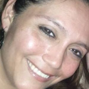 Meet your Posher, Esmeralda