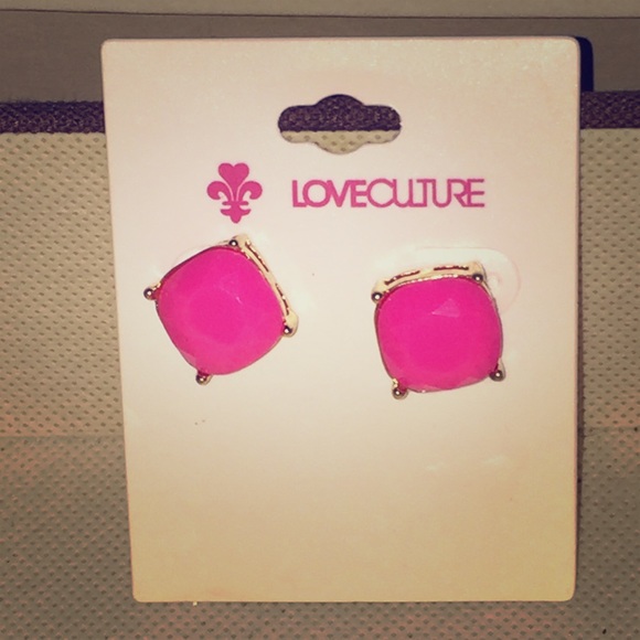 BRAND NEW LoveCulture Hot Pink Earrings