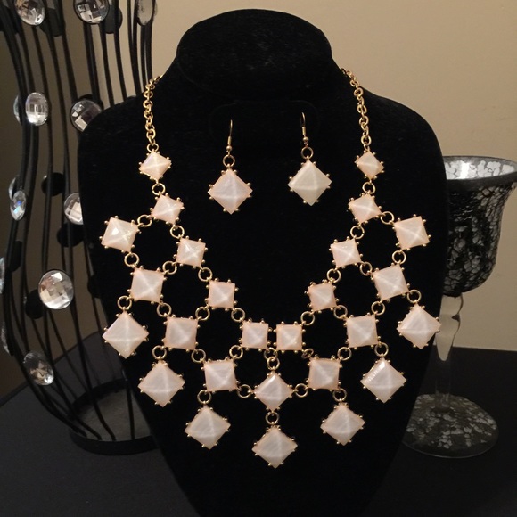 Necklace with earrings