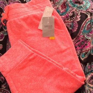 Danskin Capri sweat pants/yoga pants
