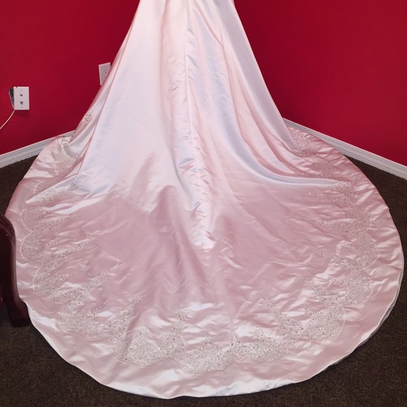 Swarovski beaded couture wedding gown - Picture 3 of 4