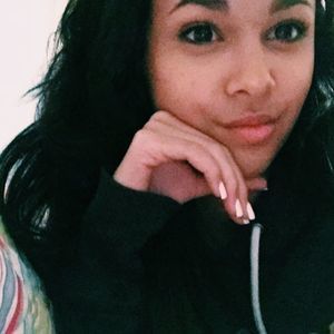 Meet your Posher, Malia