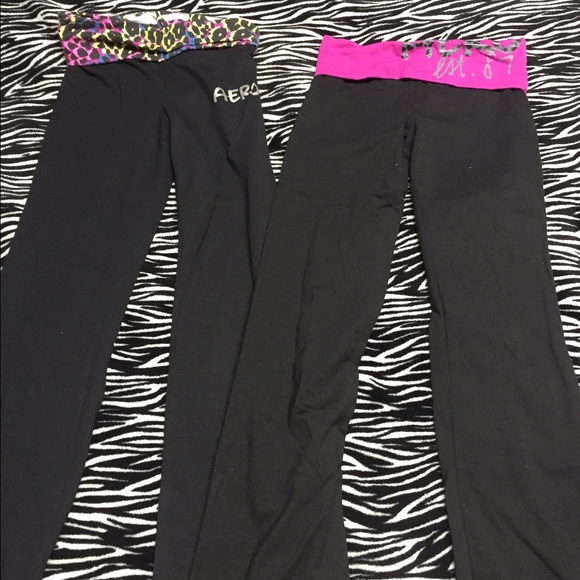 2 pair of yoga pants