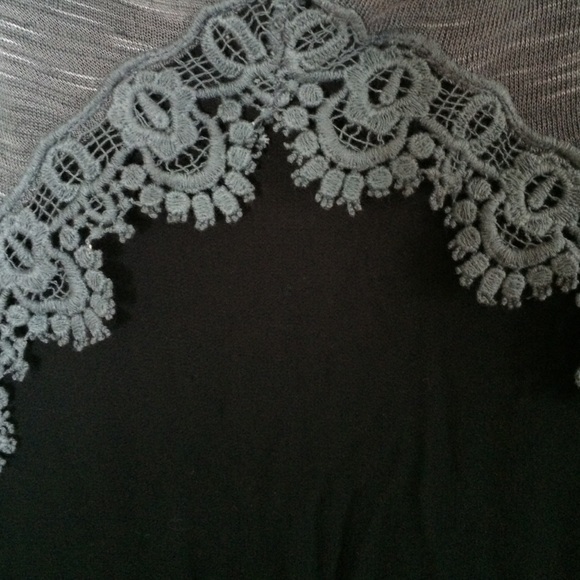 Weekender top - Picture 3 of 3