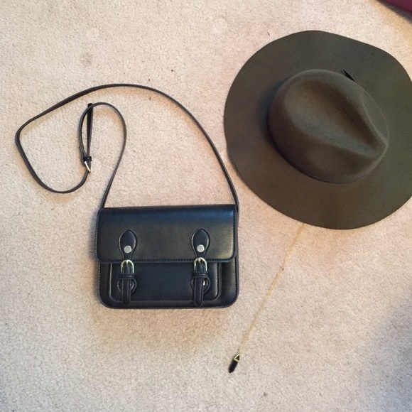Steven by Steve Madden Handbags - Steven by Steve Madden Black Crossbody Bag