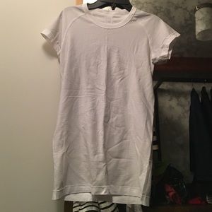 Lululemon Swifty Tech Shirt. Short sleeve