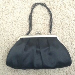 Black clutch