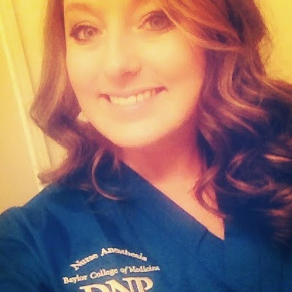 Meet your Posher, Haley - Picture 1 of 1