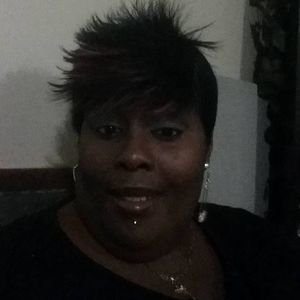 Meet your Posher, Yolanda