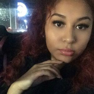 Meet your Posher, Alexus