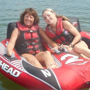 Meet your Posher, Monica