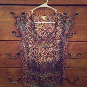 Lucky Brand short sleeve top.