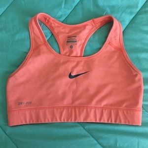 Nike Pro Sports Bra