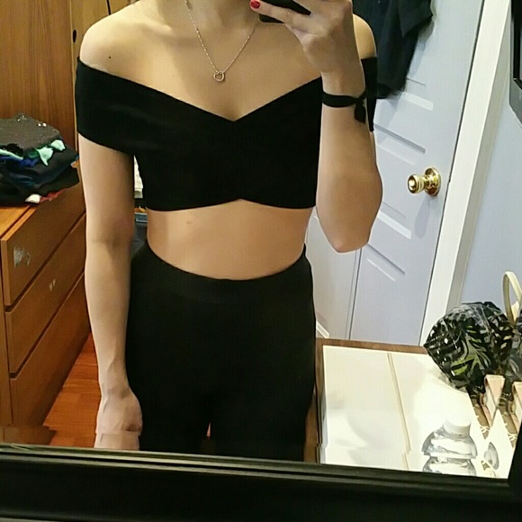 Criss cross crop top