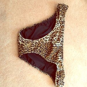 Victoria's Secret Bottom - NEW