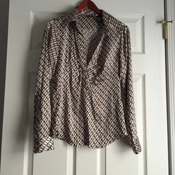 New York & company shimmering blouse