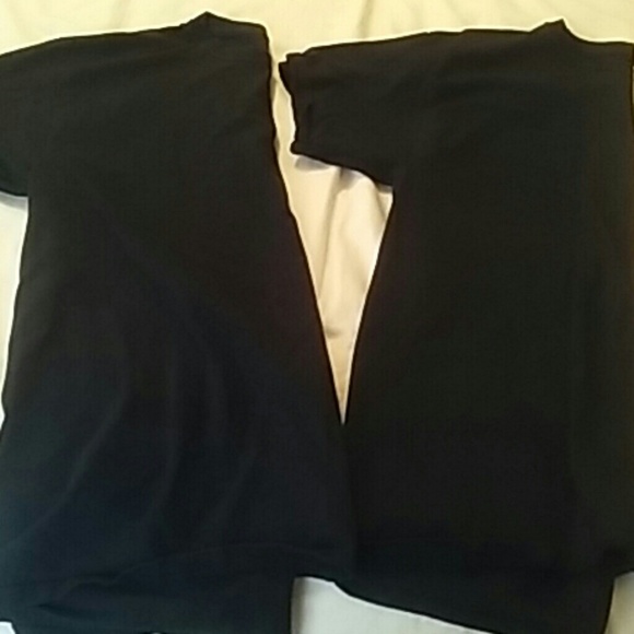 Bundle of 2 black t-shirts