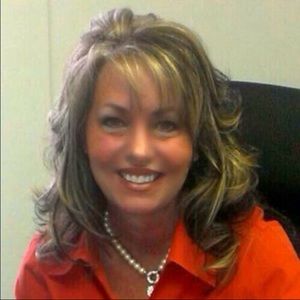 Meet your Posher, Valerie