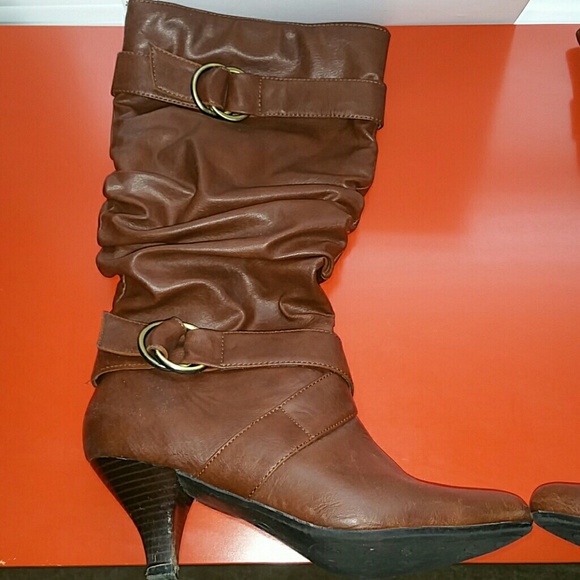 Cognac Colored Kitten Heel Boots - Picture 1 of 2