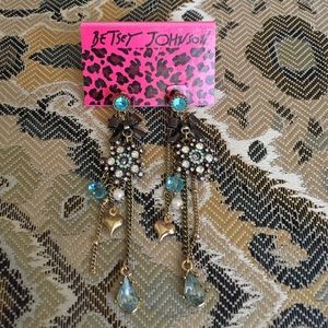 Best set Johnson dangle earrings