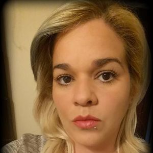 Meet your Posher, Kiomara