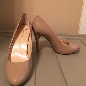 Jessica Simpson nude heels