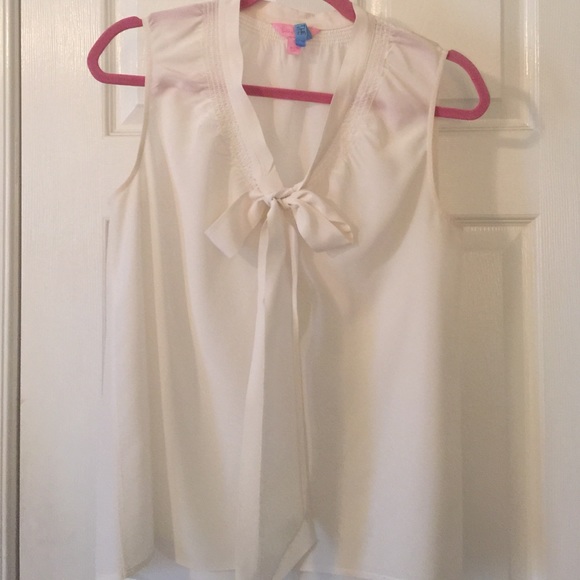 Lilly Pulitzer Silk sleeveless tie blouse.  Small