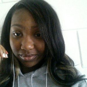 Meet your Posher, Mikayla