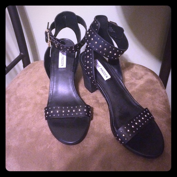 Steve Madden Sandals