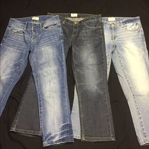 3 pair of Aeropostale capris