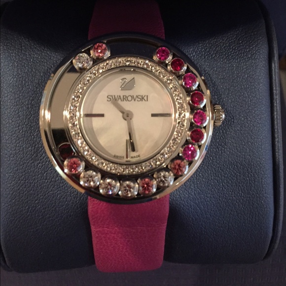 Swarovski Accessories - Stunning  Swarovski