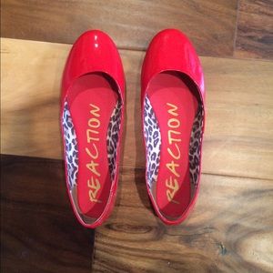 Red Patent leather Kenneth Cole Reaction flats