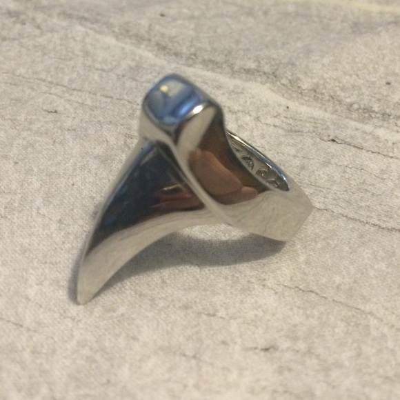 🌟Dominic Jones White Gold Claw Ring