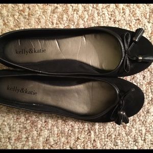 Kelly & Katie black flats