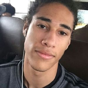 Meet your Posher, Zev