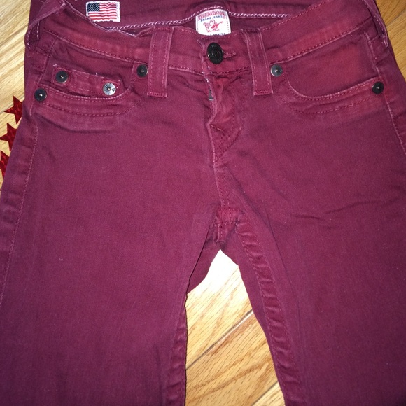 Red true religion jeans👖🍷