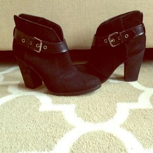 Jessica Simpson booties
